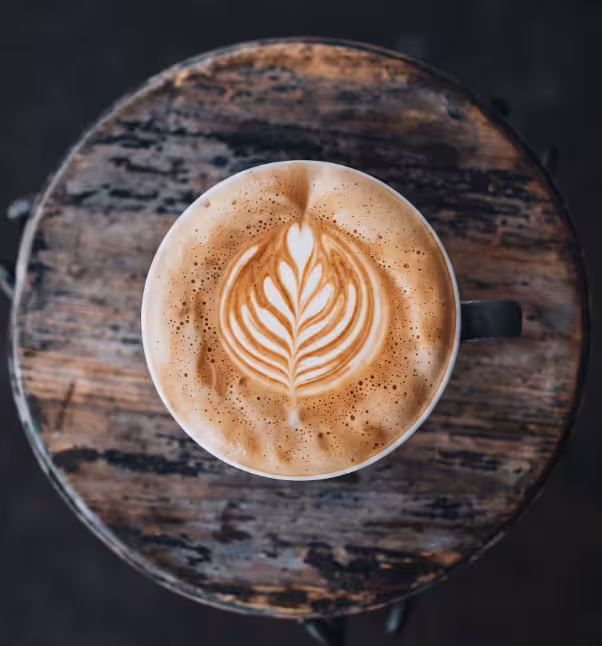 Café con arte latte en Broel Cafetería